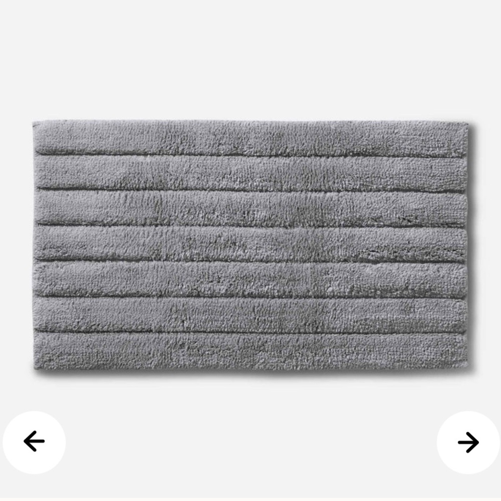Brooklinen tufted bath mat in grey